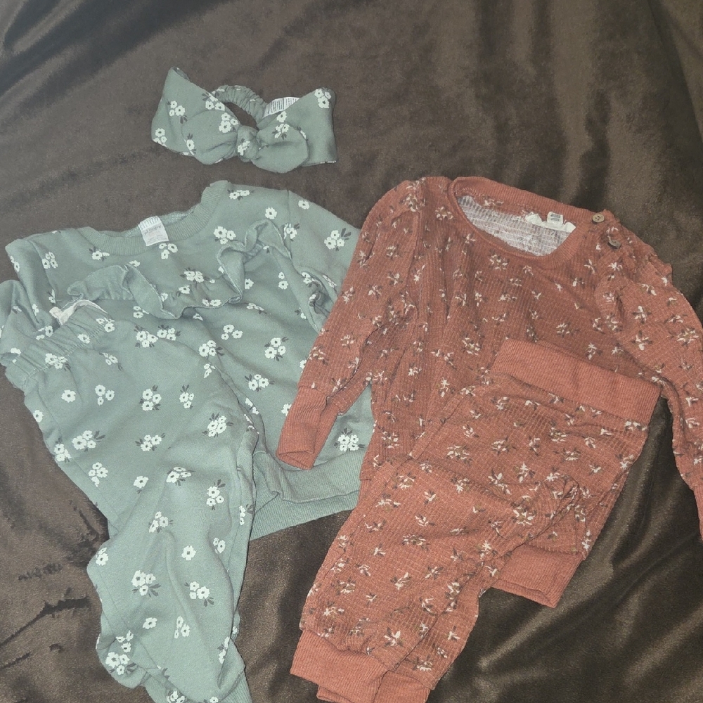 Jessica Simpson Kids Sweatsuit Set - Green and Brown